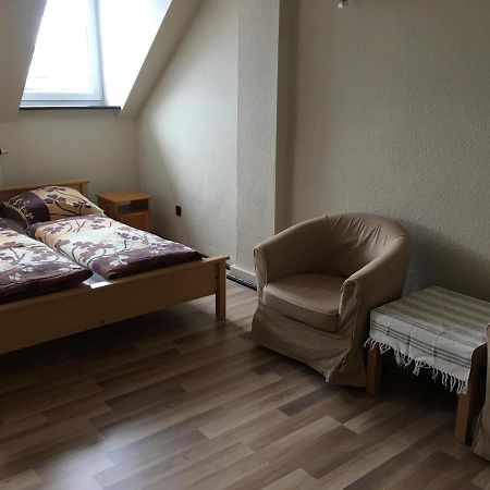 Pokoje Goscinne Na Podzamczu Darlowo Exterior foto
