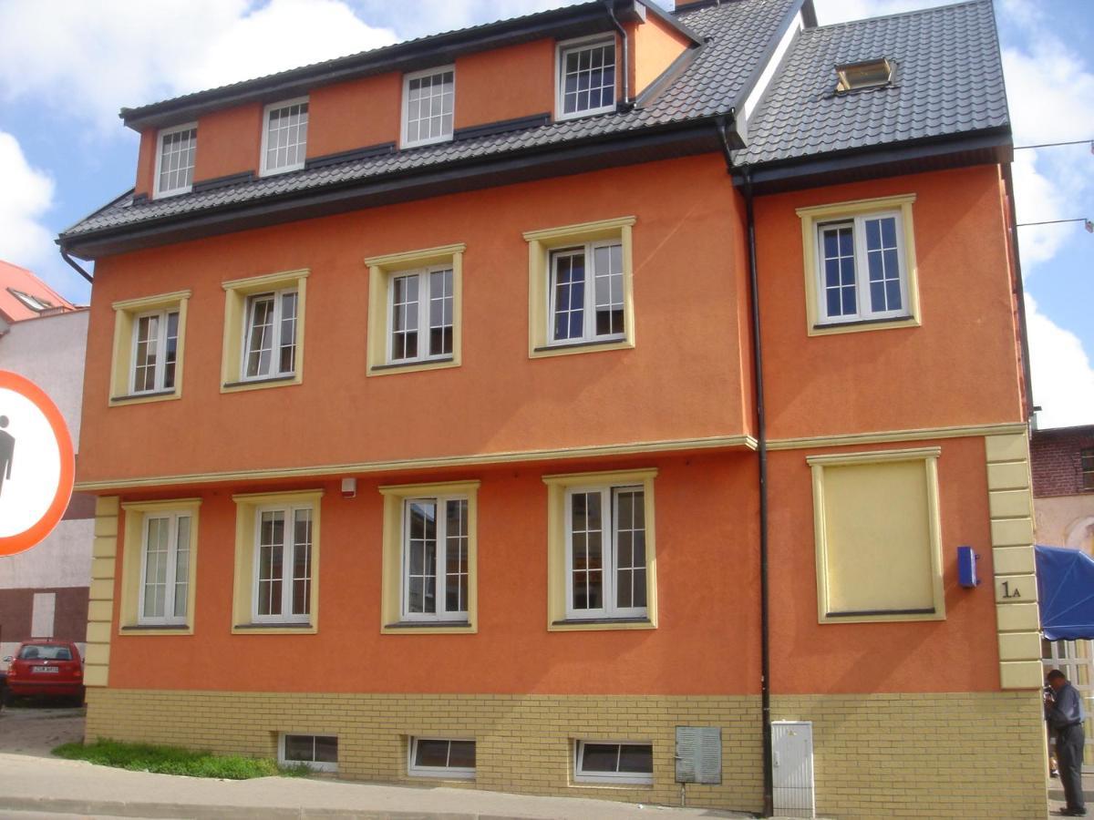 Pokoje Goscinne Na Podzamczu Darlowo Exterior foto