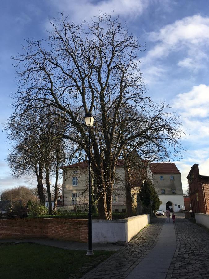 Pokoje Goscinne Na Podzamczu Darlowo Exterior foto