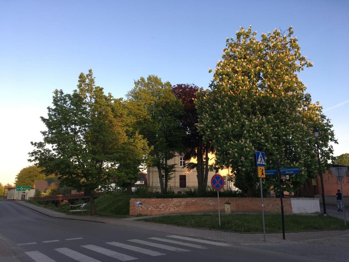 Pokoje Goscinne Na Podzamczu Darlowo Exterior foto